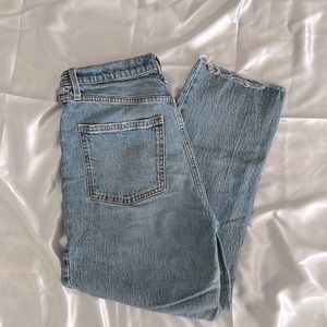 Universal Thread Straight leg jeans